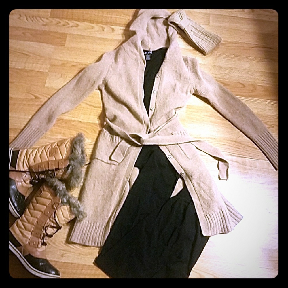 ❌SOLD❌BCBGMAXAZRIA | Hooded Knit Cardigan - Picture 1 of 8